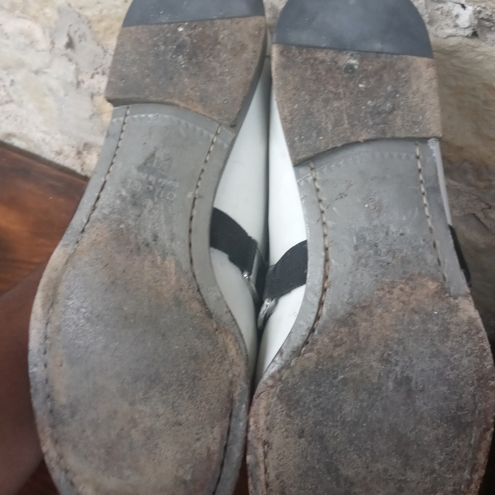 Mens Gucci shoes 9 - Picture 4 of 4